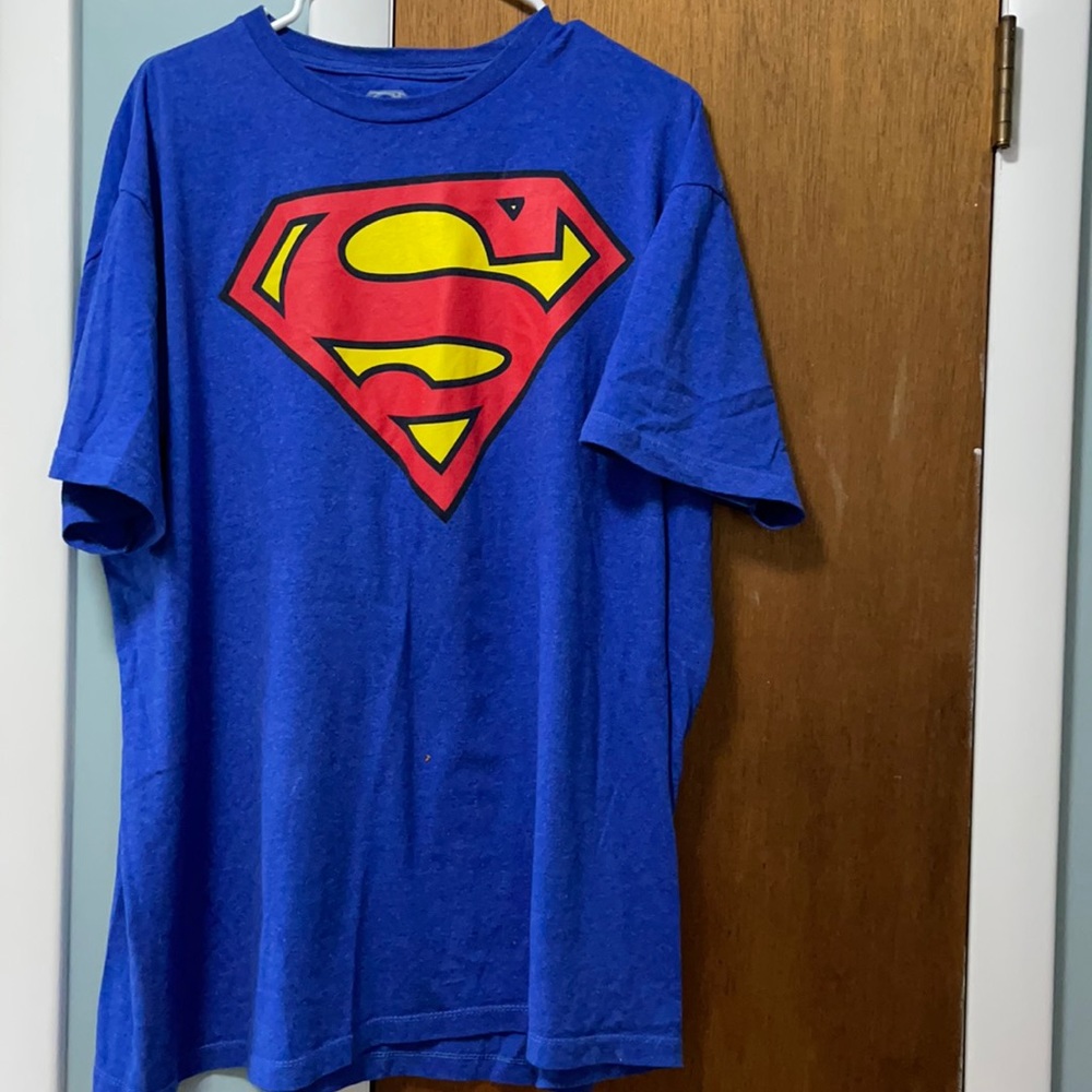 Superman t shirt